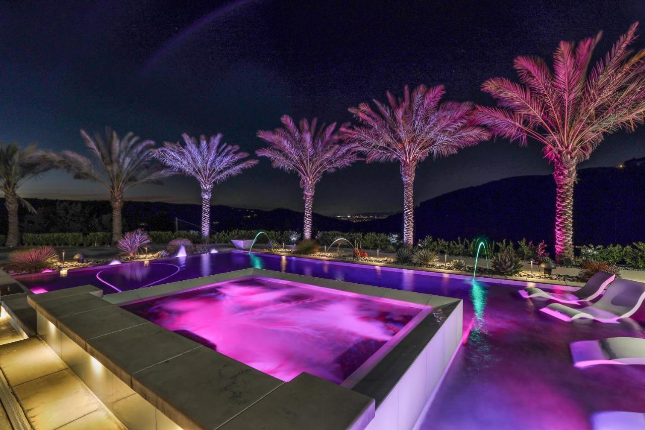 Iron Mansion Private Resort-Event Space 12000 Ft! 테메큘라 외부 사진